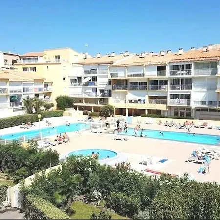 Apartament Avec Piscine Partagee Et Terrasse Amenagee A Cap D'agde Agde
