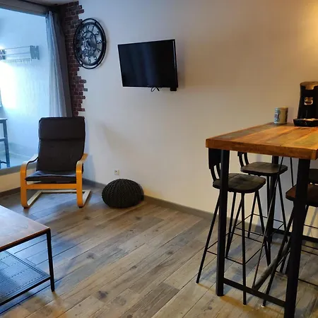 Apartament Avec Piscine Partagee Et Terrasse Amenagee A Cap D'agde *